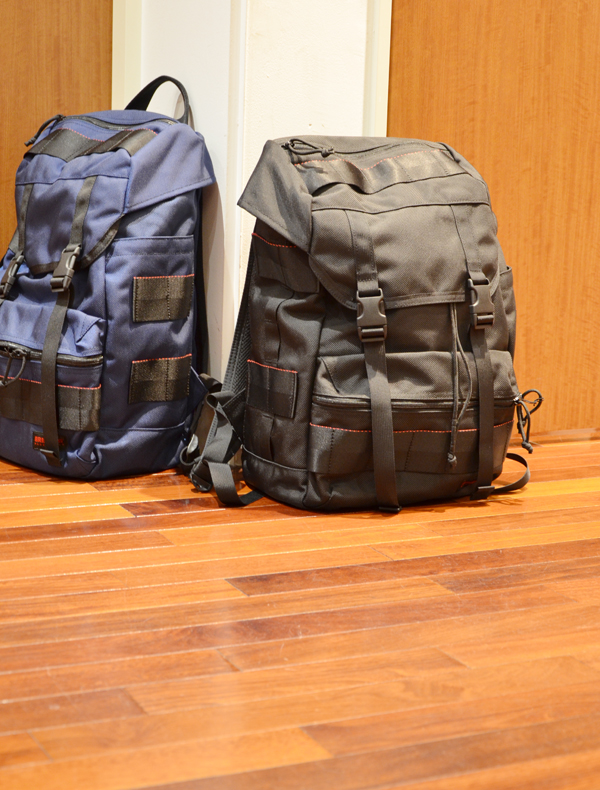 BRIEFING / NEO FLAP PACK | Explorer