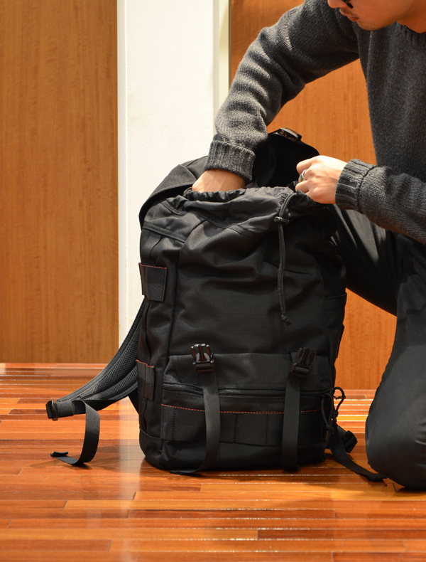 BRIEFING / NEO FLAP PACK | Explorer