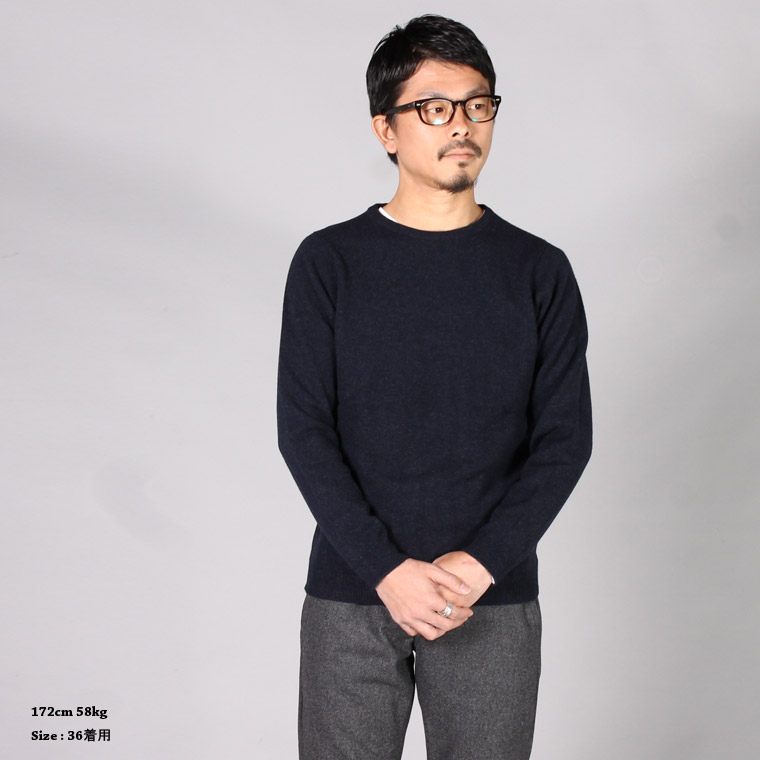 WILLIAM LOCKIE (ウィリアム ロッキー)  LAMBSWOOL CREW NECK SWEATER - MIDNIGHT